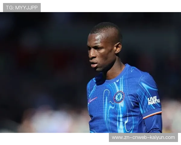 米兰双雄策略分野:红黑军觊觎顶级前锋,蓝黑军内部挖潜新星闪耀